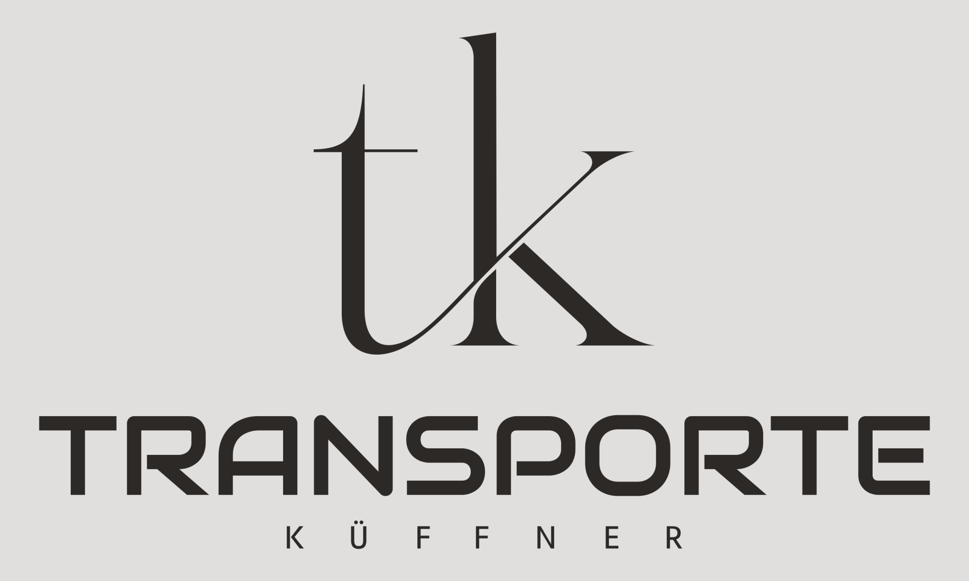 Transporte Küffner mit geschlossenen Fahrzeugtransporten von Prototypen und Luxusautos